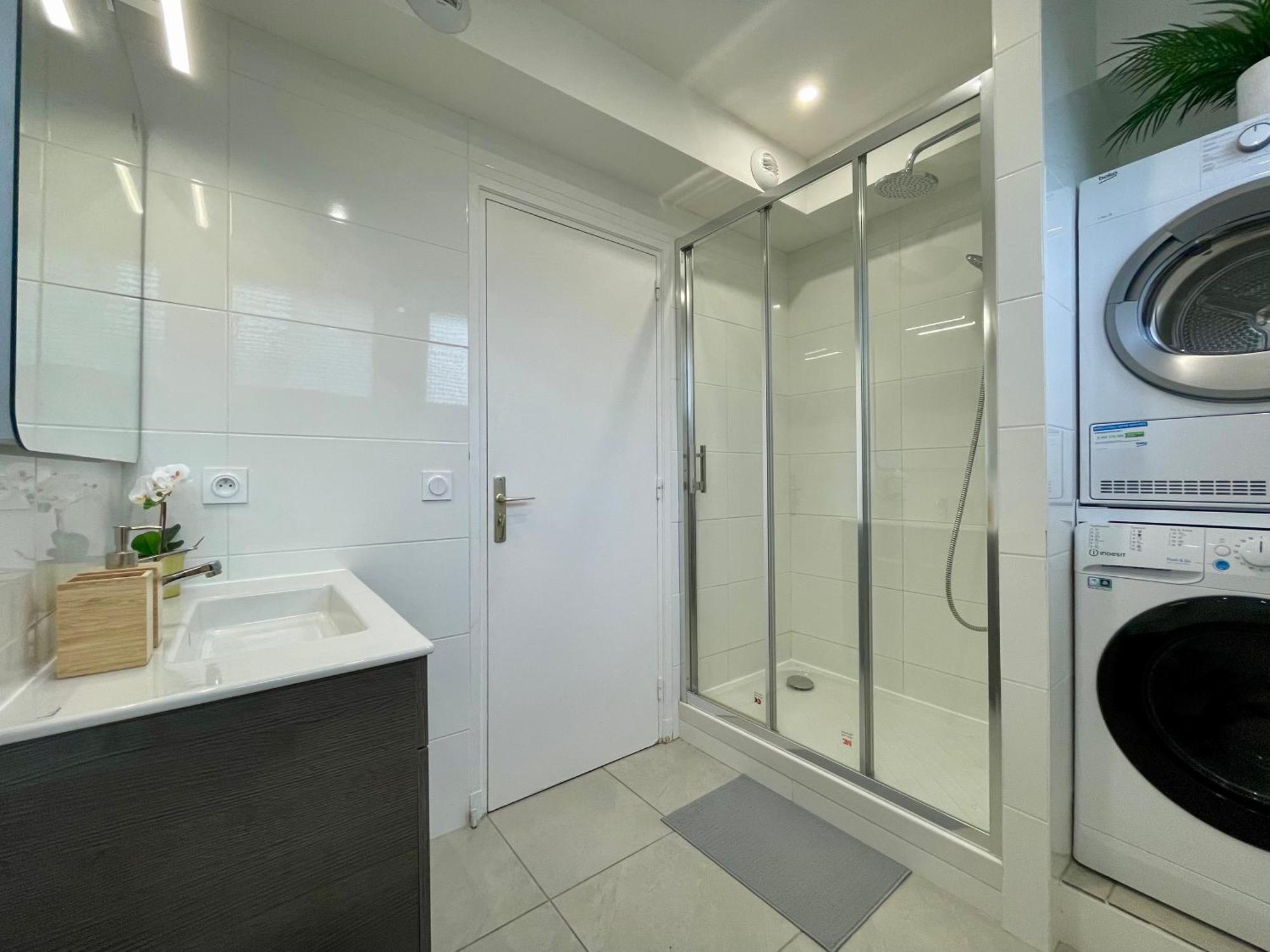 Bngo I Le Spacieux I 3 Chambres, 2 Salles De Bain, Parking Prive Gratuit, 8 Personnes, Vieux Lyon Hypercentre المظهر الخارجي الصورة